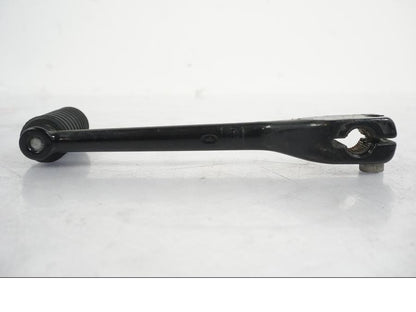 Snett nerifrån på Växelpedal från en H-D Street Glide FLHX -2012 motorcykel.