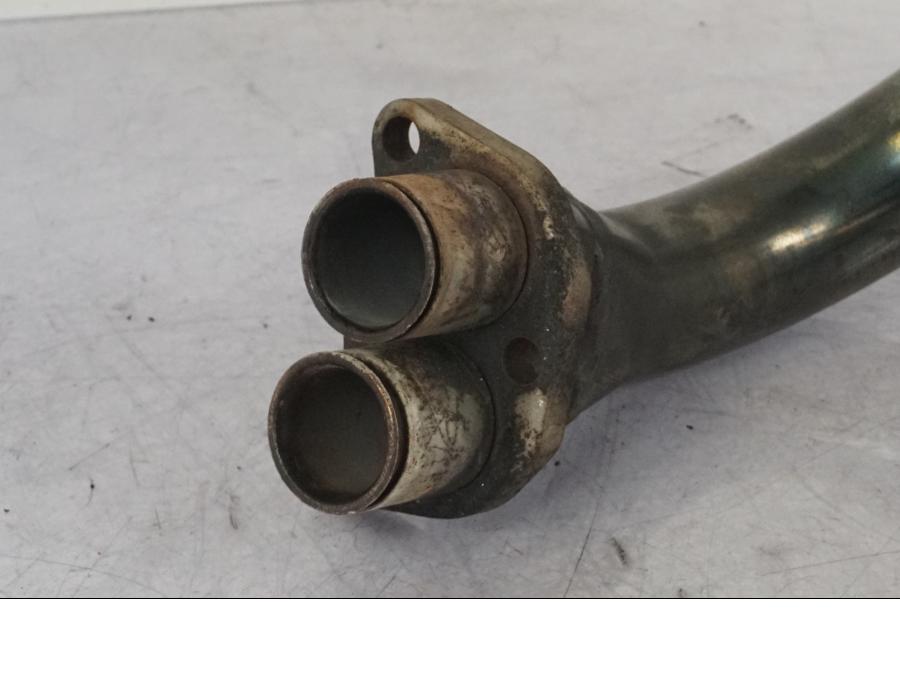 Vänster sida på Grenrör från en BMW R 1100 GS -1998 motorcykel.