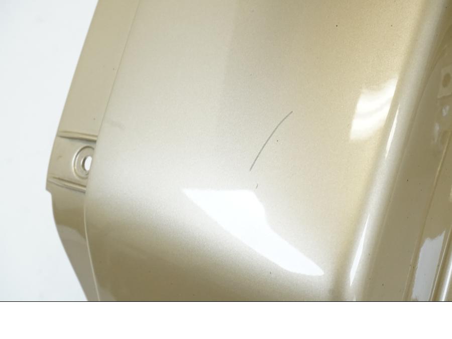 Baksidan på Bakvinge från en BMW K 1200 LT -2004 motorcykel.