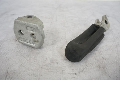 Snett uppifrån på Fotpinne från en KTM 690 Duke -2014 motorcykel.