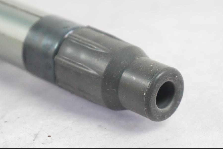 Höger sida på Tändspole från en KTM 1290 Super Duke -2019 motorcykel.