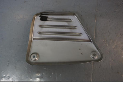 Baksidan på Sidopanel från en Yamaha V-MAX 1200 -2001 motorcykel.