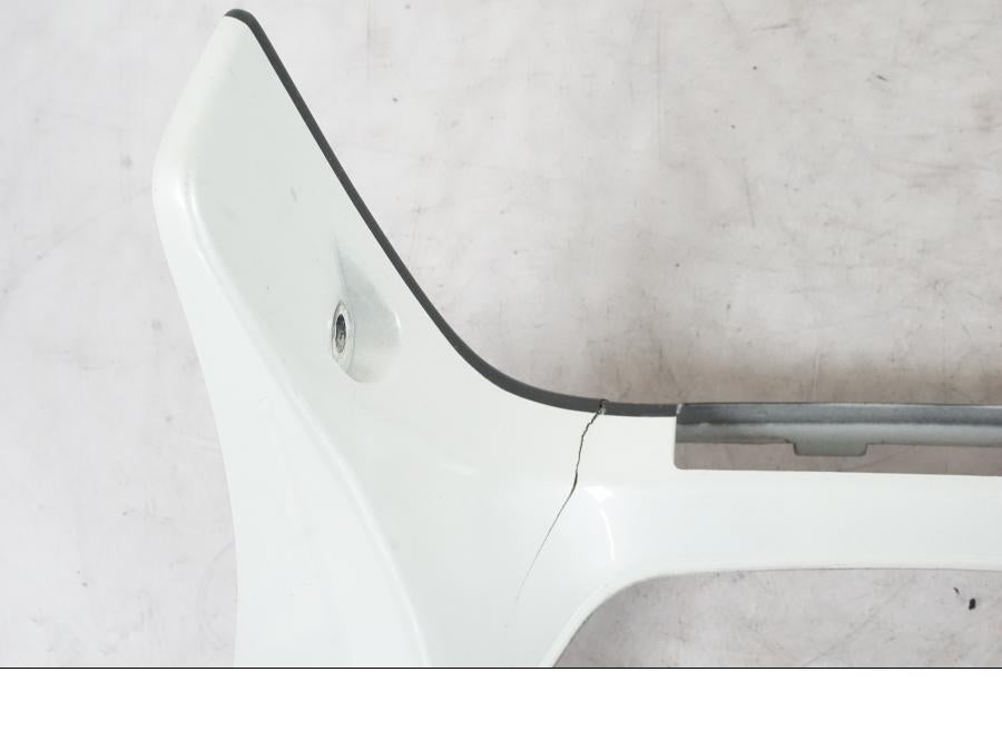 Höger sida på Instrumentkåpa från en Honda CBR 1000 F -1989 motorcykel.