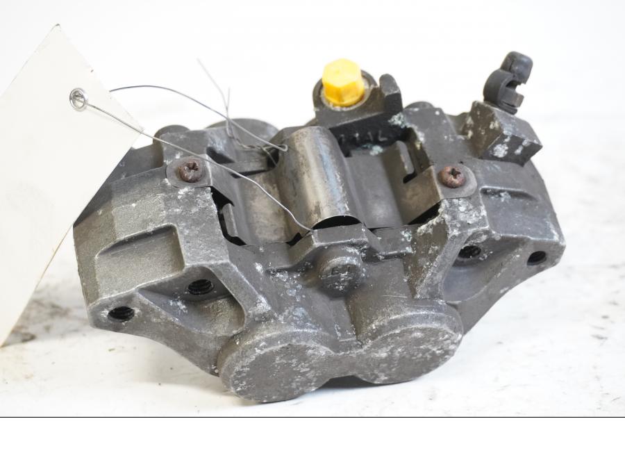 Baksidan på Bromsok från en Kawasaki ZXR 400 -1993 motorcykel.