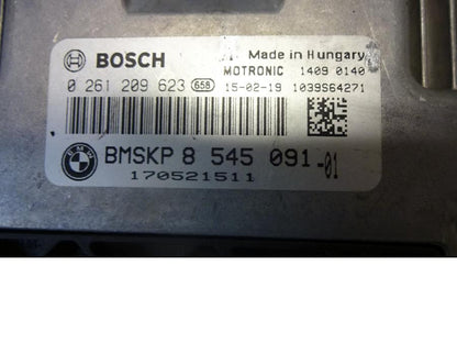 Baksidan på Motronic Styrenhet från en BMW F 800 GT -2015 motorcykel.