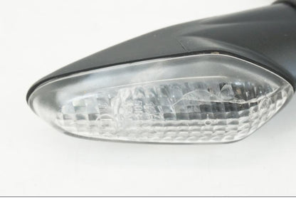 Höger sida på Blinkers LED från en Ducati Streetfighter V4 -2020 motorcykel.