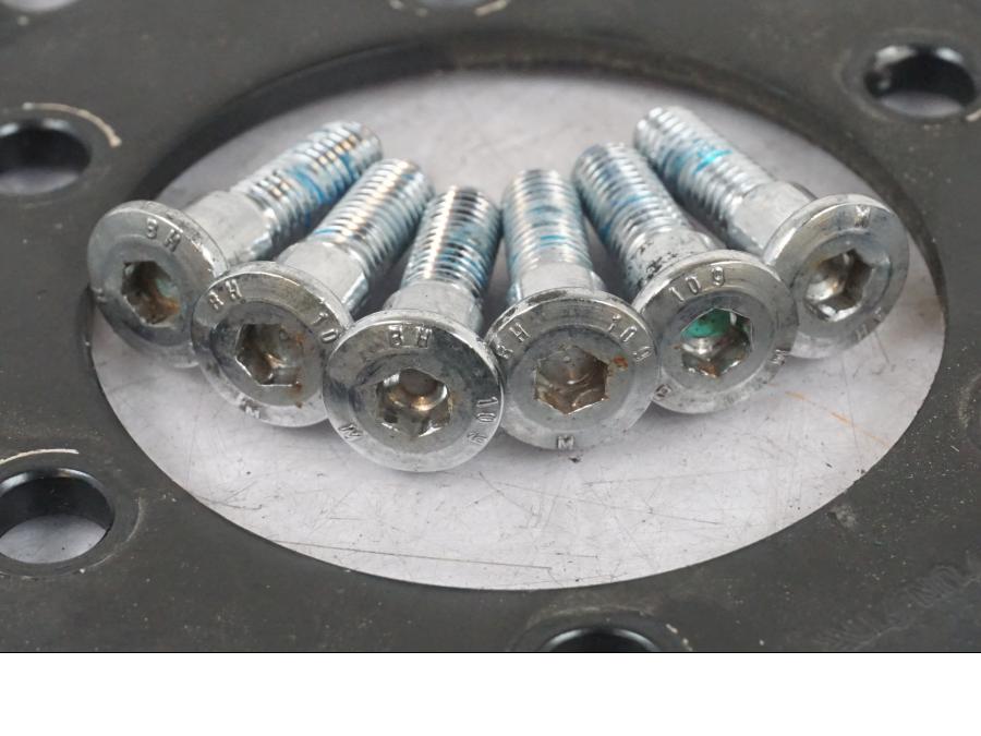 Höger sida på Bromsskiva från en Triumph Daytona 955I -2000 motorcykel.