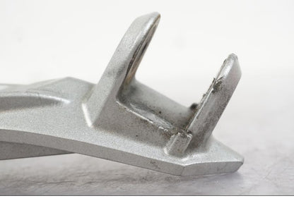 Baksidan på Fotpinnefäste från en Kawasaki ZX-6R -2006 motorcykel.