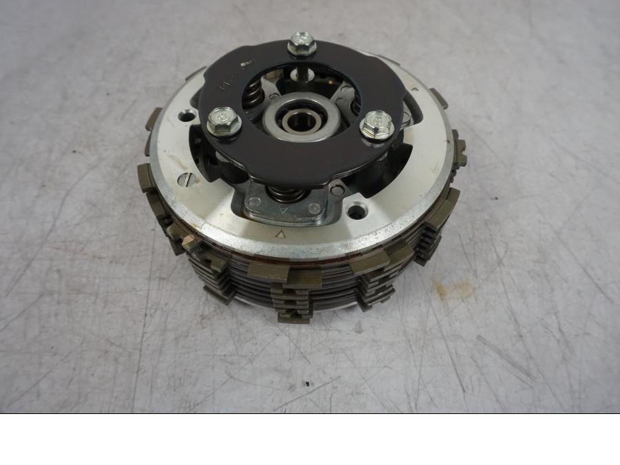 Framsidan på Lameller från en BMW F 750 GS -2020 motorcykel.