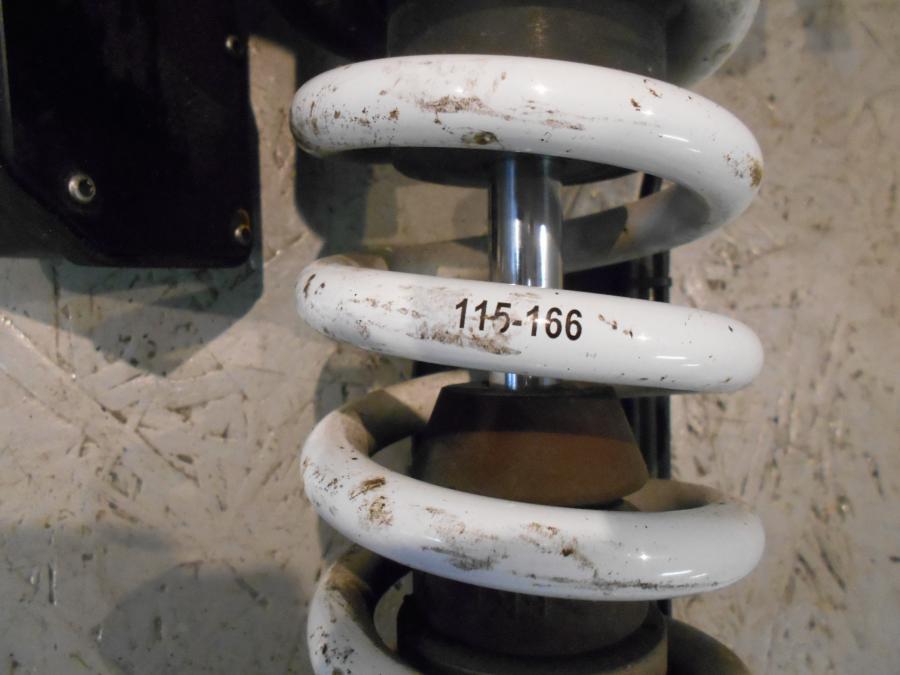 Baksidan på Stötdämpare ESA från en BMW K 1300 R -2009 motorcykel.