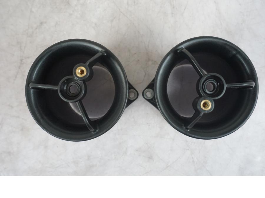 Extrabild2 på Luftrör från en KTM 1290 Super Duke R -2022 motorcykel.