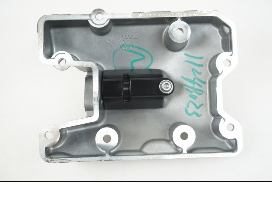 Extrabild1 på Oljetråg från en BMW F 850 GS -2019 motorcykel.