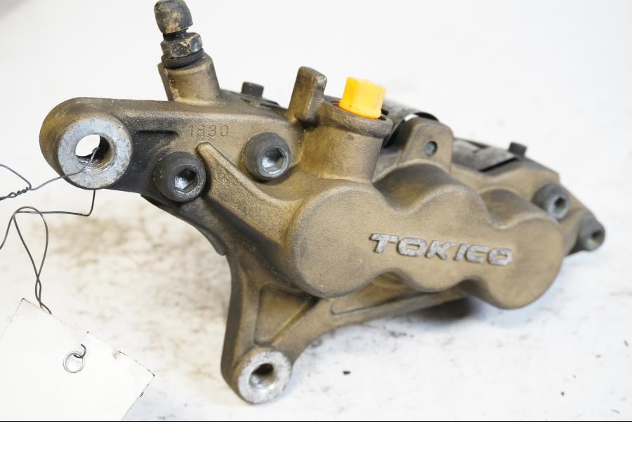 Framsidan på Bromsok från en Kawasaki ZR-X 1200 S -2001 motorcykel.