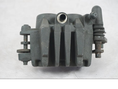 Vänster sida på Bromsok från en Suzuki SV 650 -1999 motorcykel.