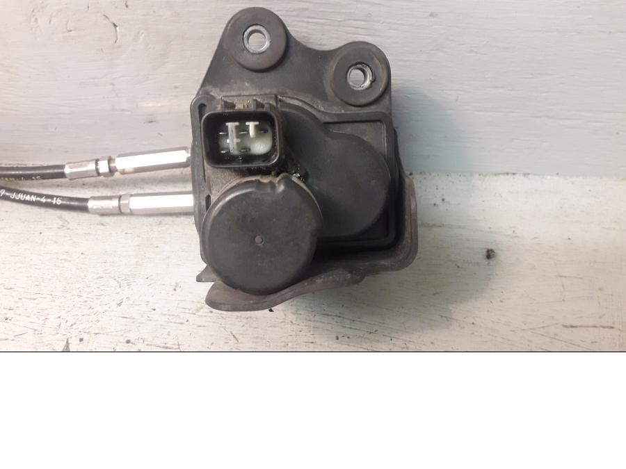 Baksidan på Avgasspjällmotor från en Triumph Daytona 675 -2009 motorcykel.