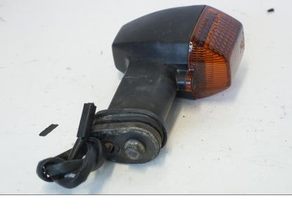 Snett uppifrån på Blinkers från en Kawasaki ZR-7 -2001 motorcykel.