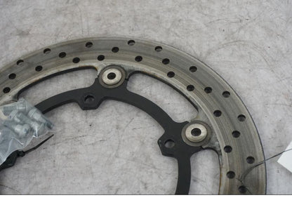 Extrabild1 på Bromsskiva från en Yamaha MT-09 -2024 motorcykel.