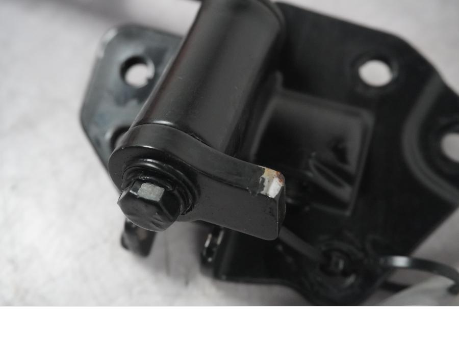 Snett uppifrån på Sidostöd från en H-D Touring Street Glide FLHX -2009 motorcykel.