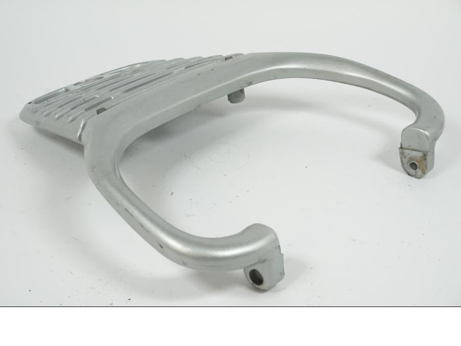 Baksidan på Pakethållare från en BMW F 650 -1998 motorcykel.