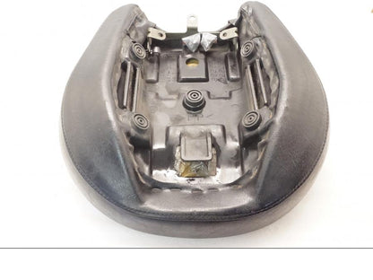 Snett uppifrån på Sadel från en Yamaha XVZ 13TD -1999 motorcykel.