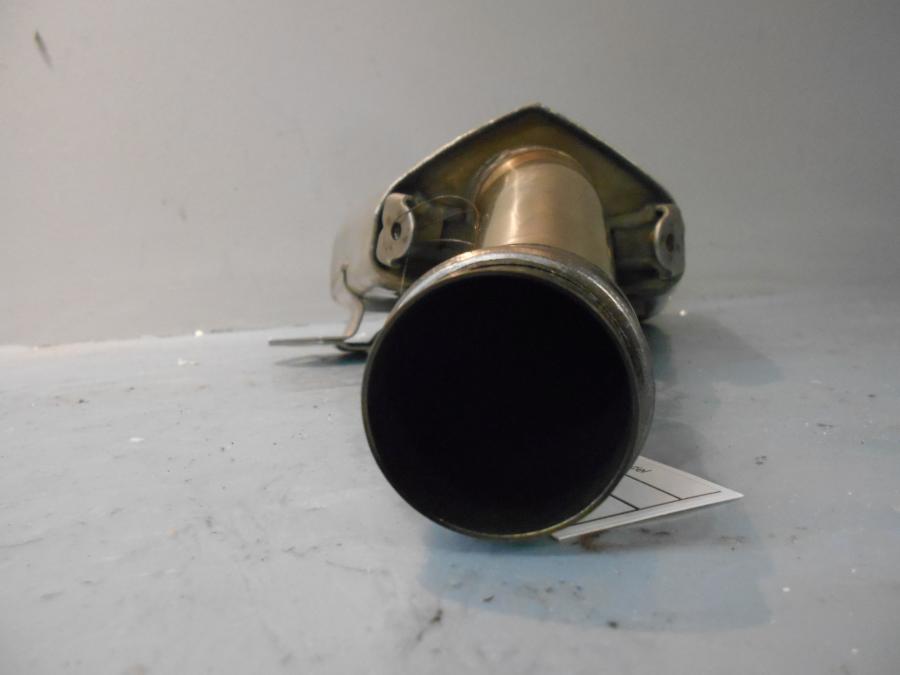 Höger sida på Ljuddämpare från en Kawasaki Z 1000 -2014 motorcykel.