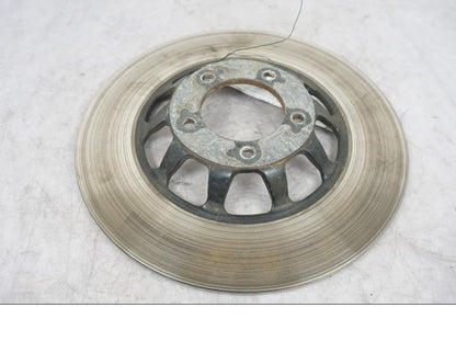 Höger sida på Bromsskiva från en Honda CB 650 -1981 motorcykel.