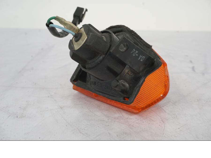 Snett uppifrån på Blinkers från en Honda VFR 750 -1994 motorcykel.