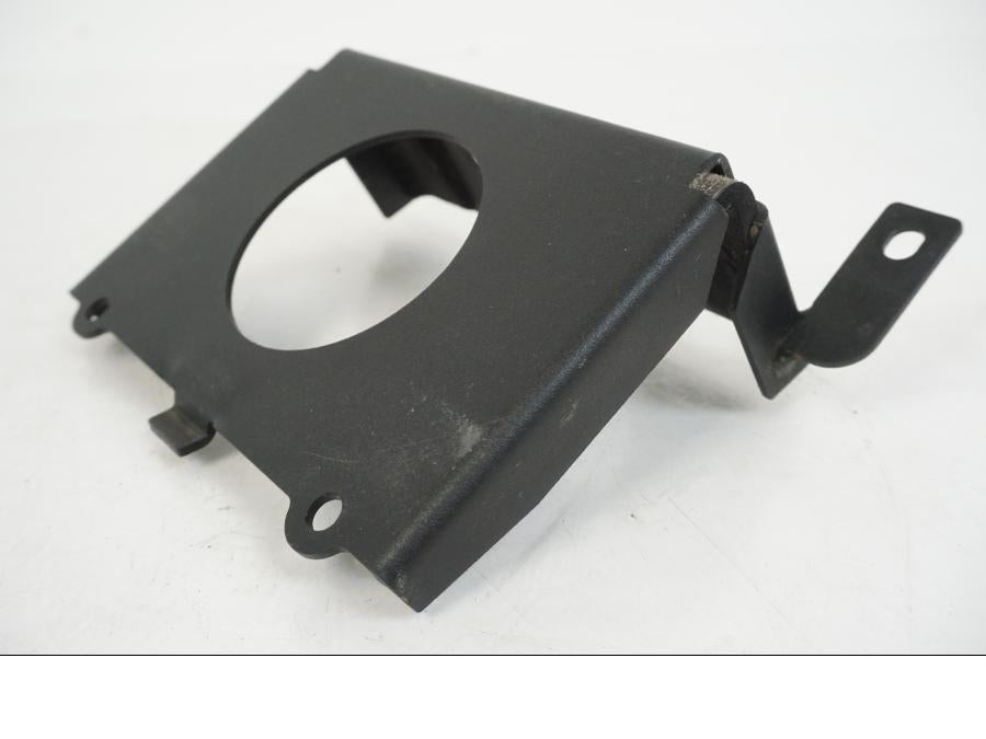 Snett uppifrån på Batterihållare från en AJP PR7 -2021 motorcykel.