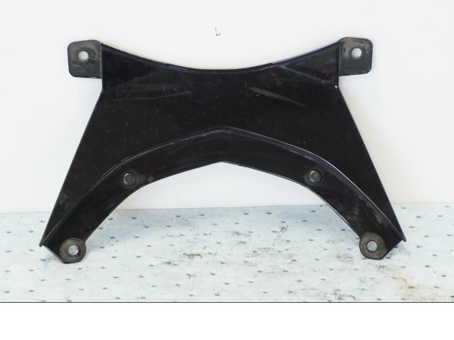 Framsidan på Bakvinge från en Suzuki GSX 1300 BK -2008 motorcykel.