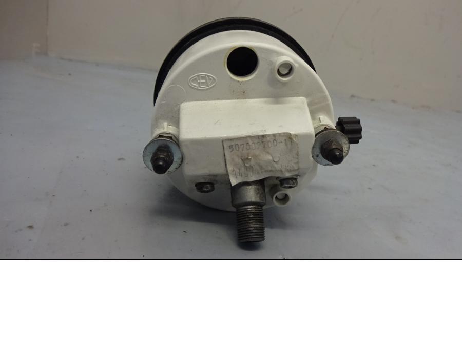 Baksidan på Hastighetsmätare från en Ducati ST2 -2001 motorcykel.