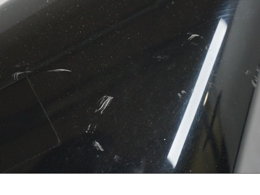 Höger sida på Sidopanel från en Suzuki VZR 1800 -2009 motorcykel.