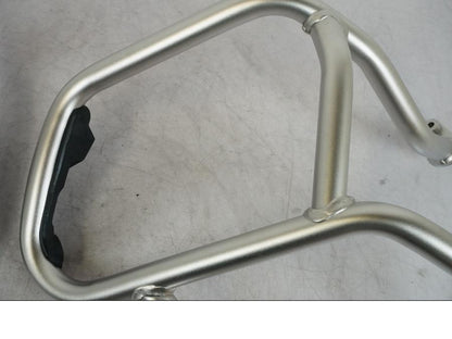 Höger sida på Motorskyddsbåge från en BMW R 1250 GSA -2022 motorcykel.