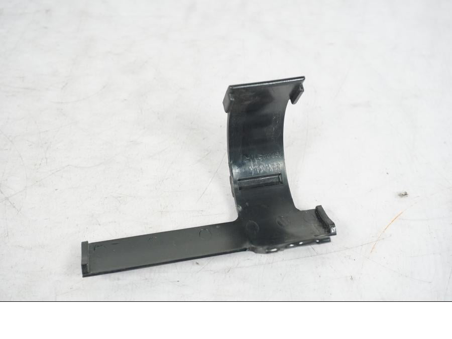 Framsidan på Ramskydd från en Honda VT 600 C -1998 motorcykel.