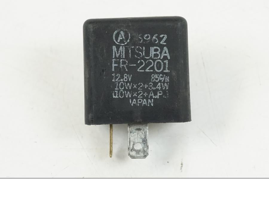 Framsidan på Blinkersrelä från en Aprilia RS 250 -1998 motorcykel.