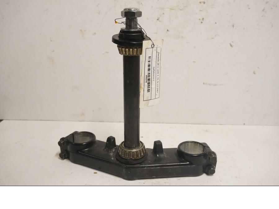 Framsidan på Gaffelkrona från en Kawasaki ZR-X 1200 S -2001 motorcykel.