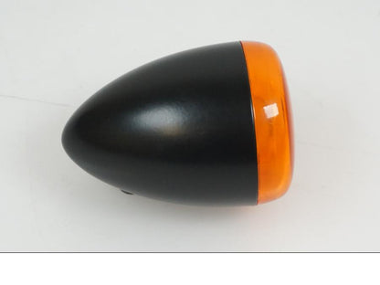 Baksidan på Blinkers från en H-D FLSTSB Softail Cross Bones -2011 motorcykel.