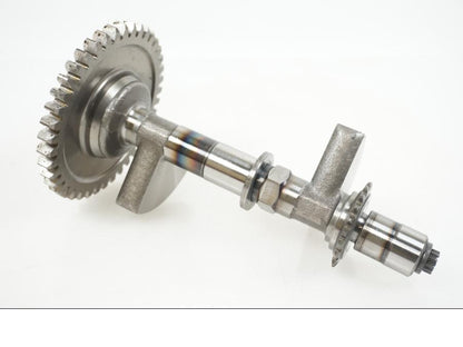 Höger sida på Motordelar från en BMW F 850 GS -2019 motorcykel.