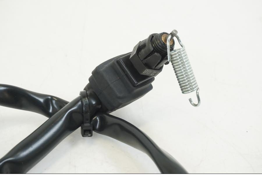 Baksidan på Bromsljuskontakt från en Yamaha MT-09 Tracer -2021 motorcykel.