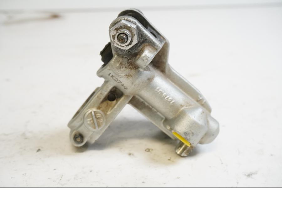 Höger sida på Bromshuvudcylinder från en Husaberg FE 450 -2012 motorcykel.