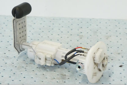 Framsidan på Bensinpump insprut från en Yamaha X-Max 250 -2016 scooter.