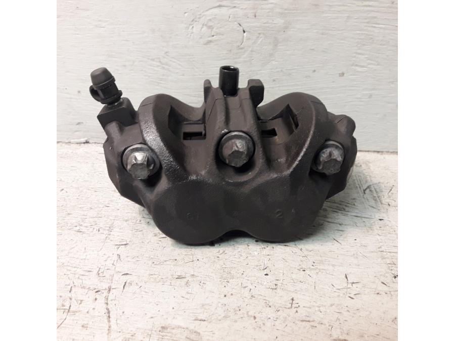 Höger sida på Bromsok från en Honda ADV 750 -2017 motorcykel.