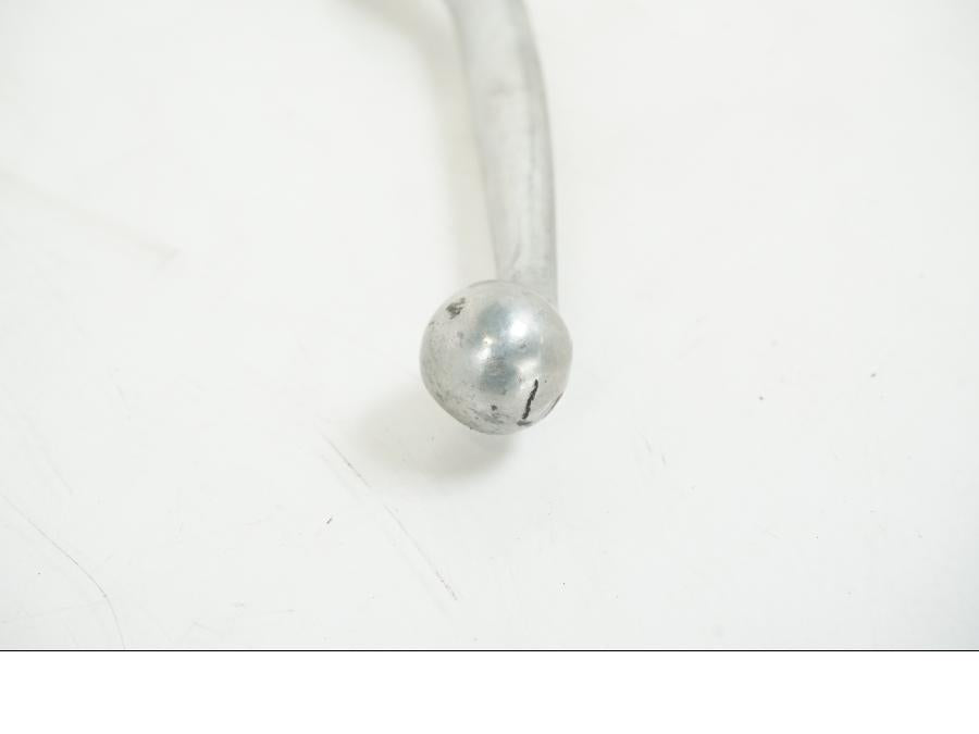 Snett nerifrån på Kopplingsgrepp från en Yamaha FZR 1000 -1990 motorcykel.