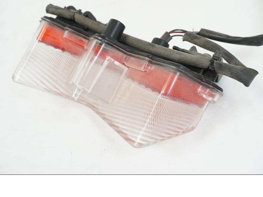 Snett uppifrån på Baklampa från en Kawasaki Z 750 -2006 motorcykel.