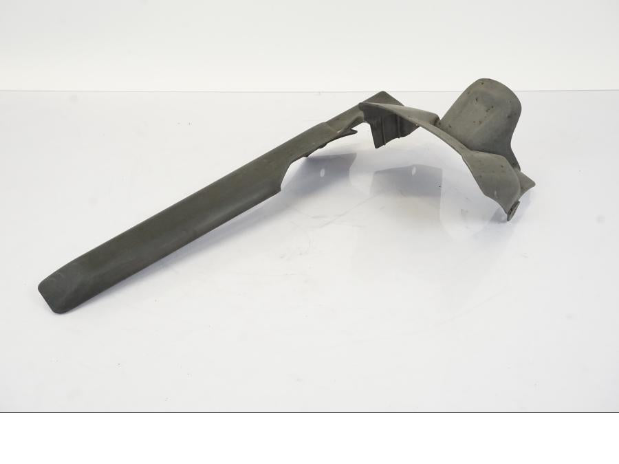 Vänster sida på Kedjeskydd från en Yamaha MT-07 -2018 motorcykel.