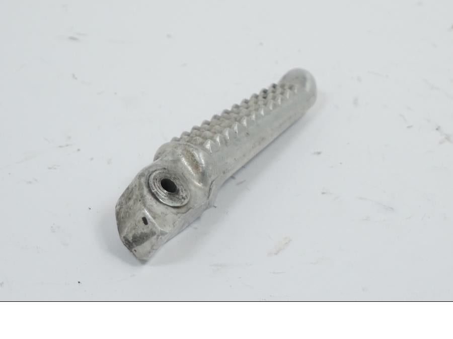 Höger sida på Fotpinne från en Honda VTR 1000 F -1999 motorcykel.