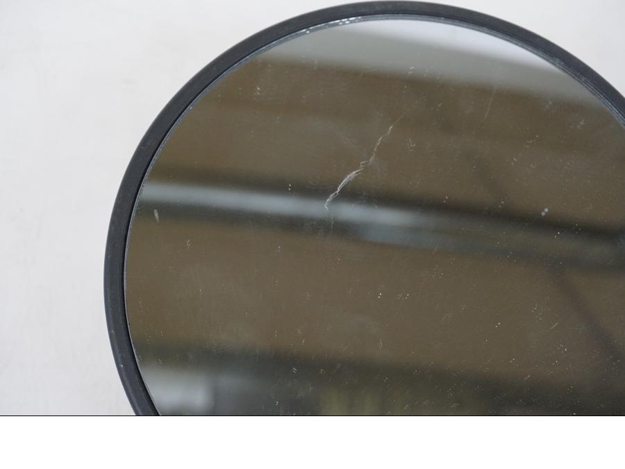 Baksidan på Backspegel från en Triumph Speed Triple -2008 motorcykel.