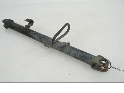 Baksidan på Parallellstag från en Yamaha XJ 900 S -1997 motorcykel.