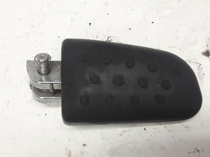 Framsidan på Fotpinne från en BMW K 1200 LT -2006 motorcykel.