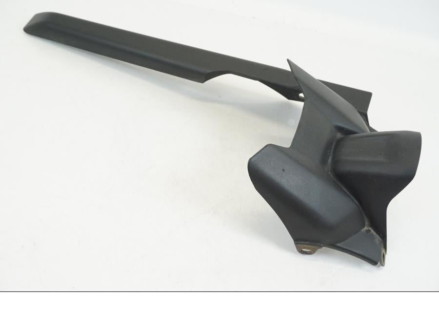 Höger sida på Svingskärm från en Yamaha XSR 700 -2016 motorcykel.