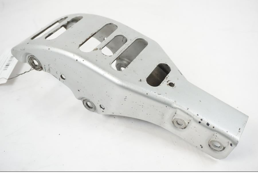 Framsidan på Ramdel från en BMW F 650 CS -2002 motorcykel.